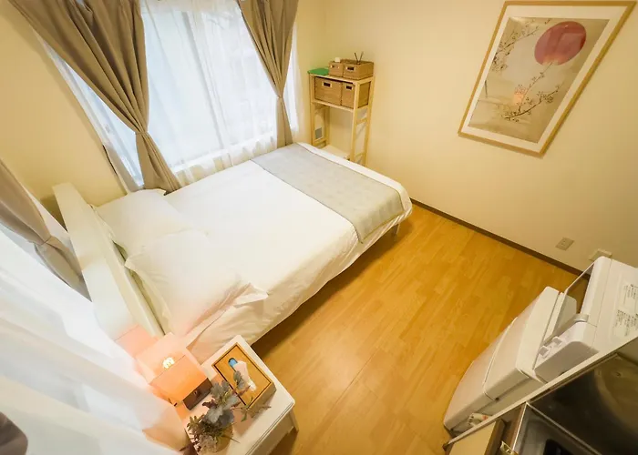 Family Or Business Travel 20 Percent Off 3 Minutes To Shinjuku Max 3 People