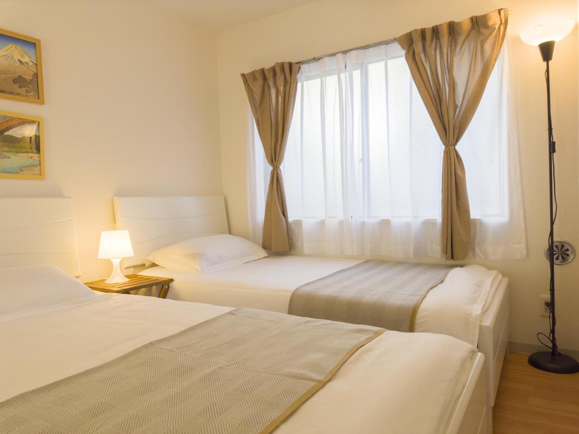 Family Or Business Travel 20 Percent Off 3 Minutes To Shinjuku Max 3 People
