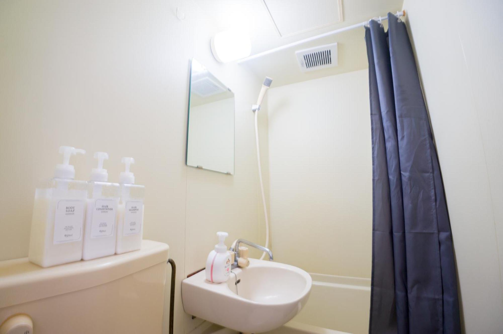 Apartment Family Or Business Travel 20 Percent Off 3 Minutes To Shinjuku Max 3 People Tokyo