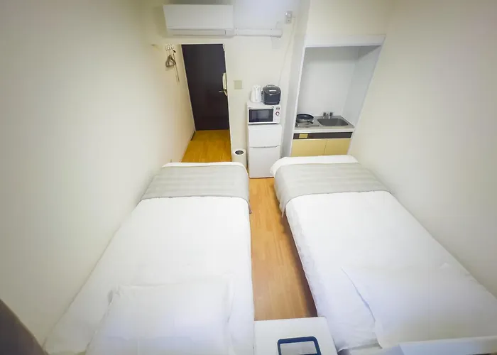 Family Or Business Travel 20 Percent Off 3 Minutes To Shinjuku Max 3 People